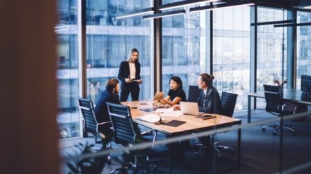 How Blended Learning With AI Supports Upskilling And Reskilling In The Workplace.jpg