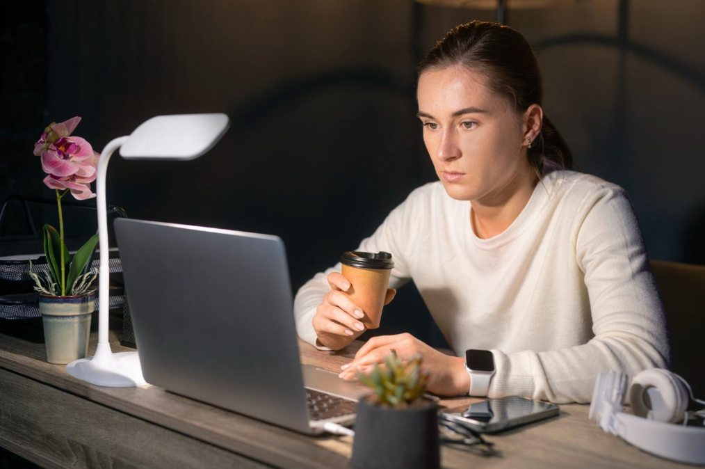 Avoid freelance burnout.png