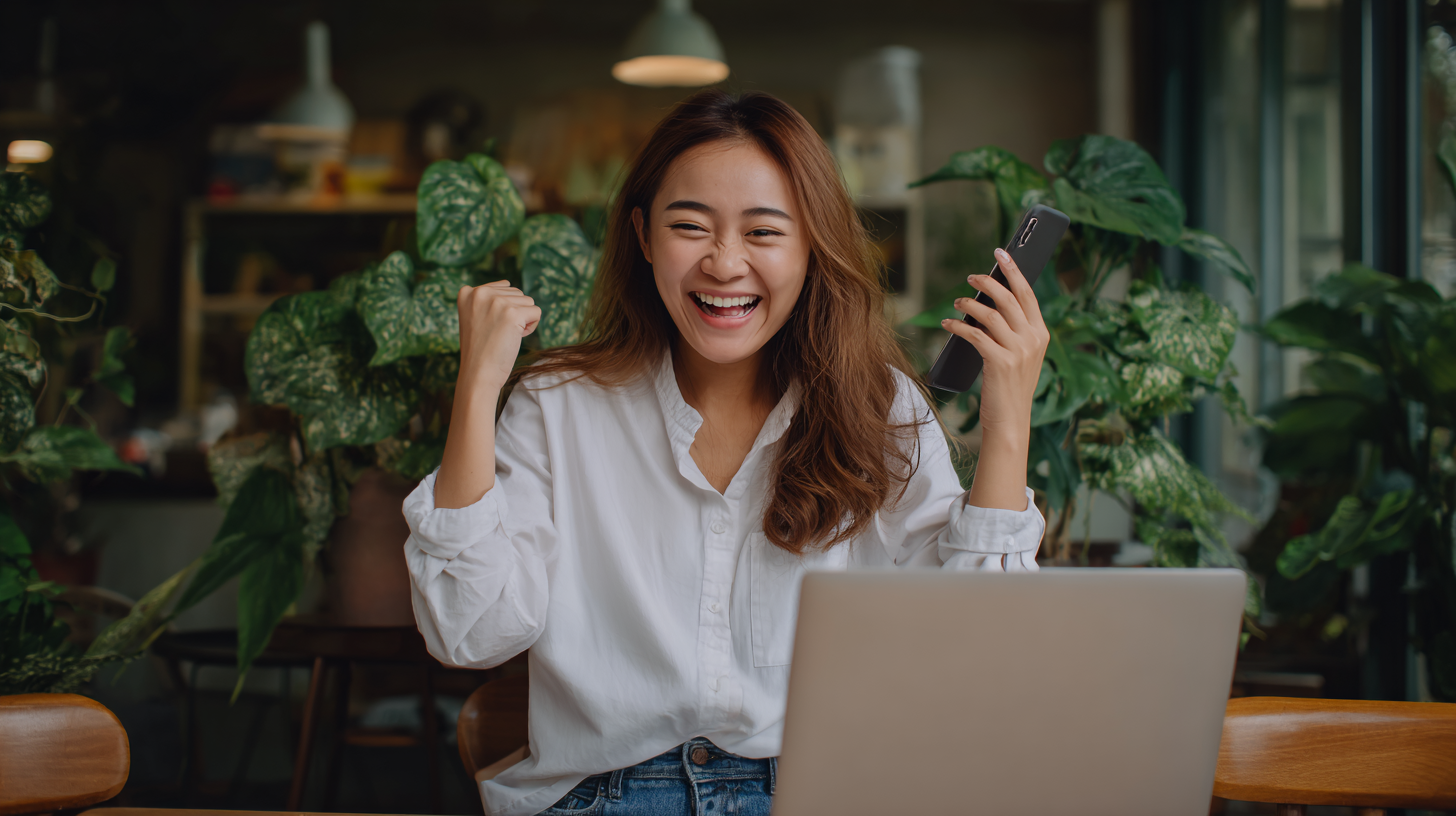 Side hustle to successful freelancer.png