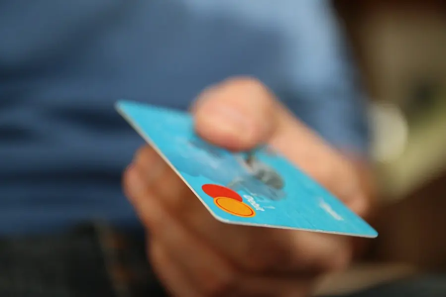 Hot to get a business credit card.jpg