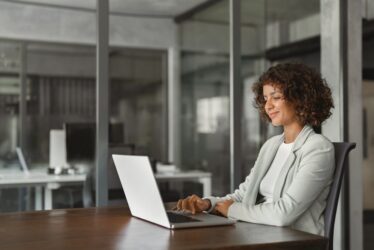 7 IIM Online Courses For LD Professionals.jpg